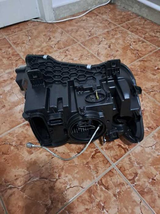 Far stanga Bmw X3 X4 F25 F26 Facelift LCI Xenon Led