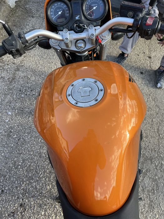 Хонда цбф 600 оранжев