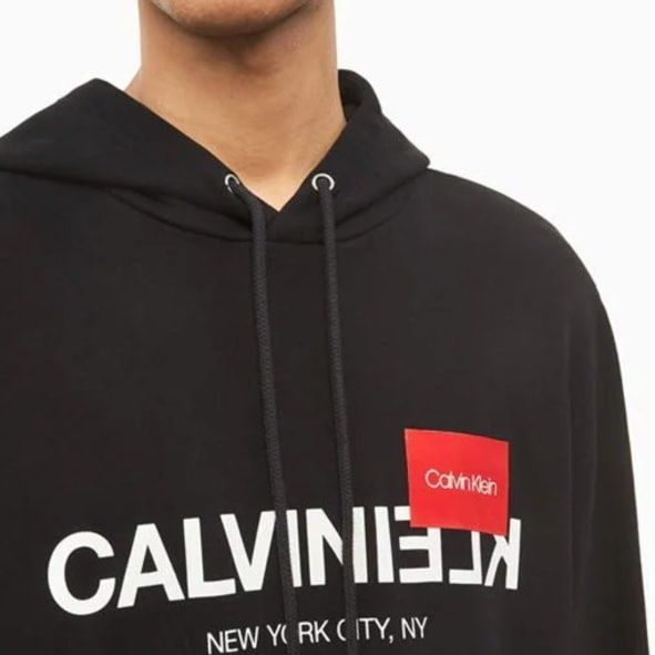 Страхотен мъжки суитчър, CALVIN KLEIN нов с етикет,  размер L