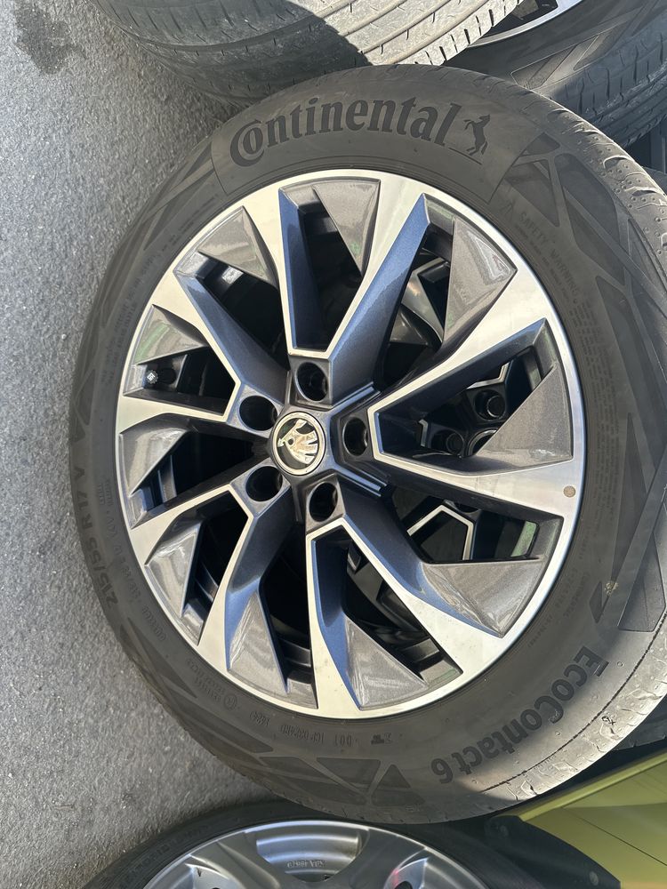4бр.оригинални джанти Skoda Superb,Octavia 5x112mm 7Jx17 ET45