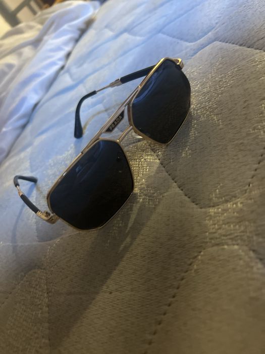 Vand ichelari prada mesaj in privat