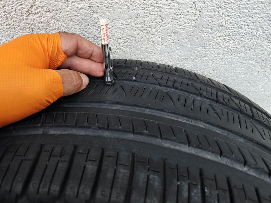 275 40 21 Pirelli scorpion verde