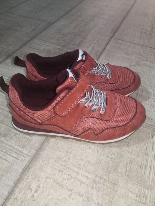 Adidași fete HM nr. 31