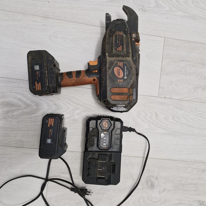 Pistol legat fier beton Tjep Ultra Grip 40 de inchiriat