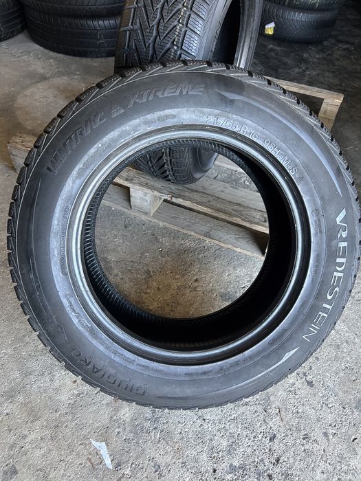 2 anvelope de iarna 215/65/16 Vredestein Profil Nou!
