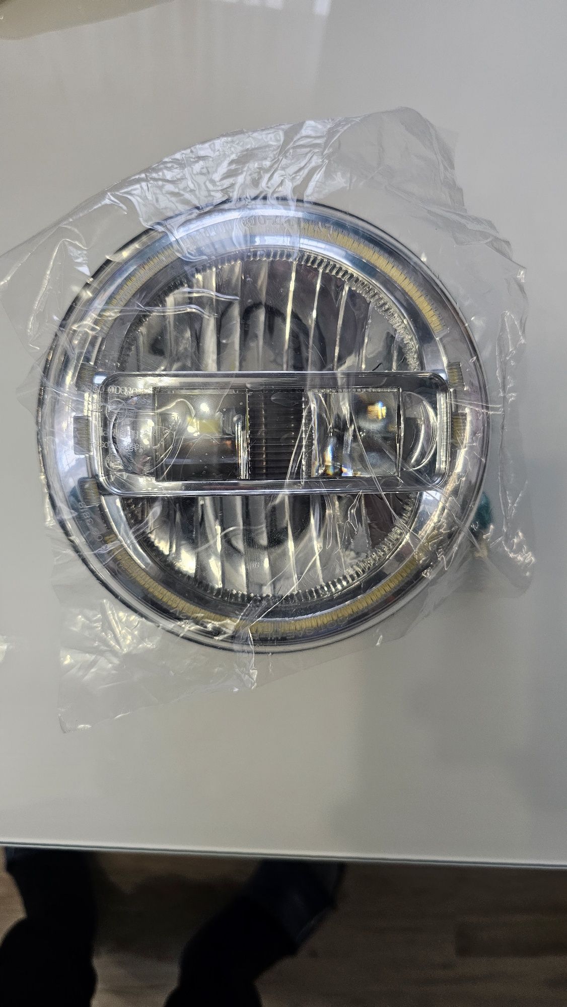 Преден LED Фар за Harley Davidson-5.75 инча