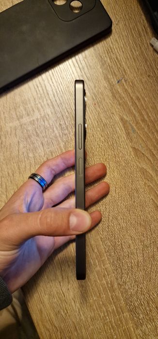 Vând/schimb telefon 8gb ram 256