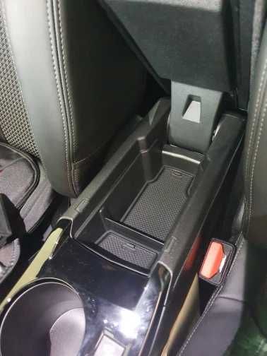 Cutie organizatoare cotieră Peugeot 208 2008 II MK2 2020 2021 2022
