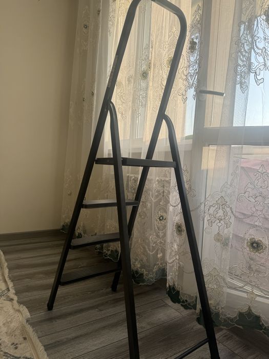 Продам стремянку новая