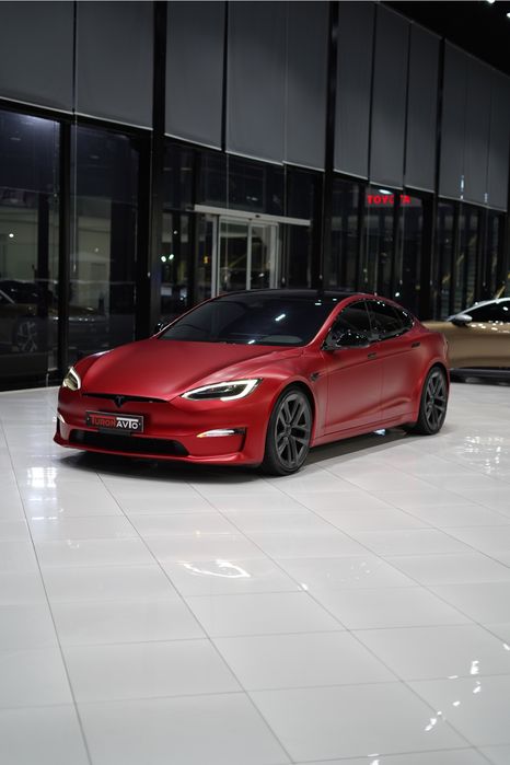 Tesla S Plaid 2021