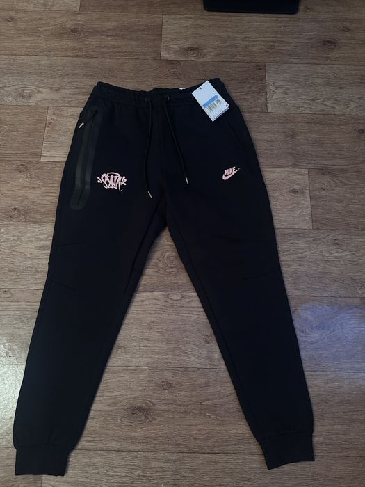 Продаю nike tech fleece