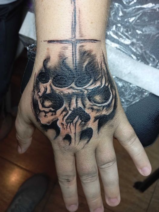 Tatuaje artistice în Cartierul Latin (Prel. Ghencea) la preț de ofertă