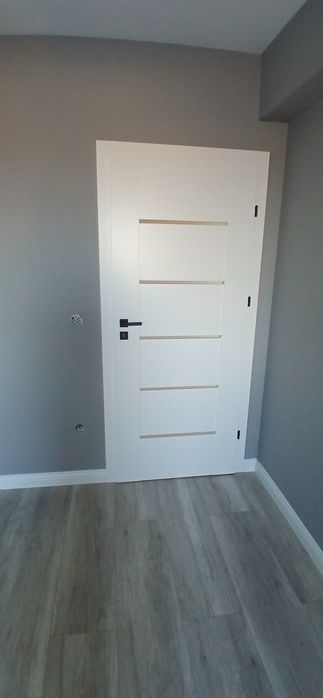 montaj usi - asamblare mobila - montaj parchet