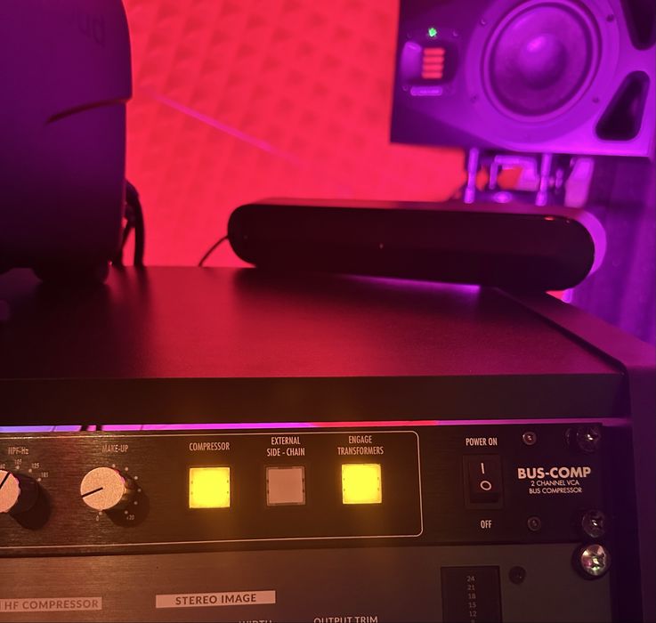 Warm Audio Bus Compressor