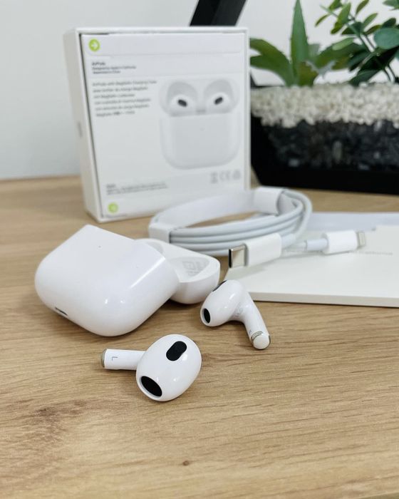 Airpods 4 Dubai