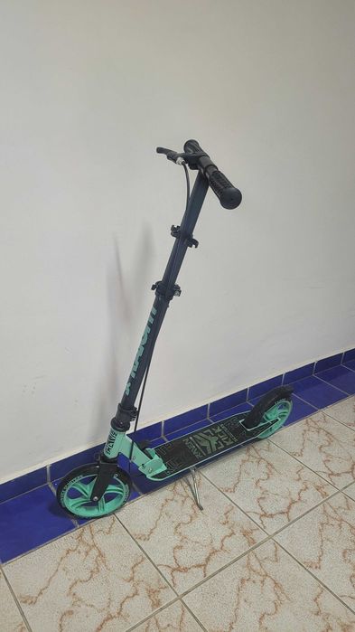 Trotineta KICK Scooters  TX200