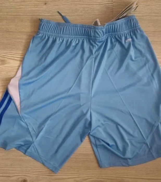 Pantaloni scurți Adidas