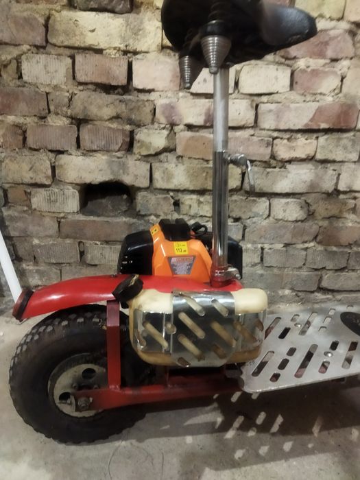 G- SCOOTER - Моторен бензинов