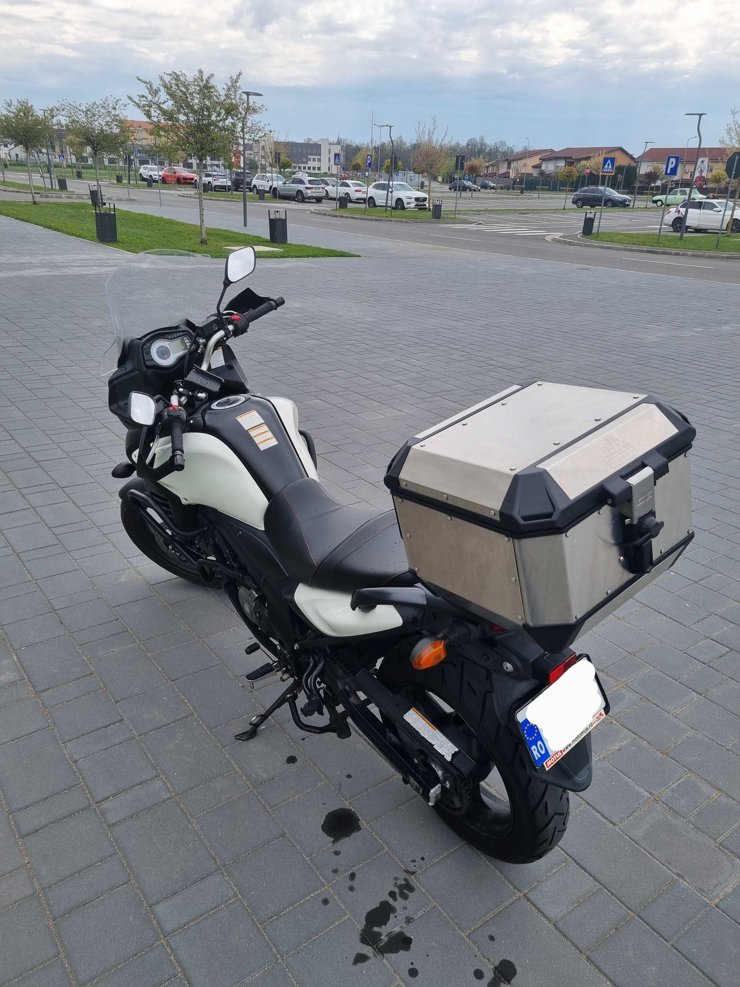Suzuki V-Strom DL650