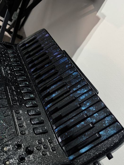Vând Roland fr8x unicat