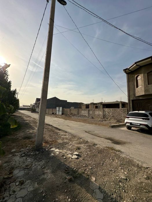 Продаётся дом Яшнабад район,Тузель. Побробности в описании.