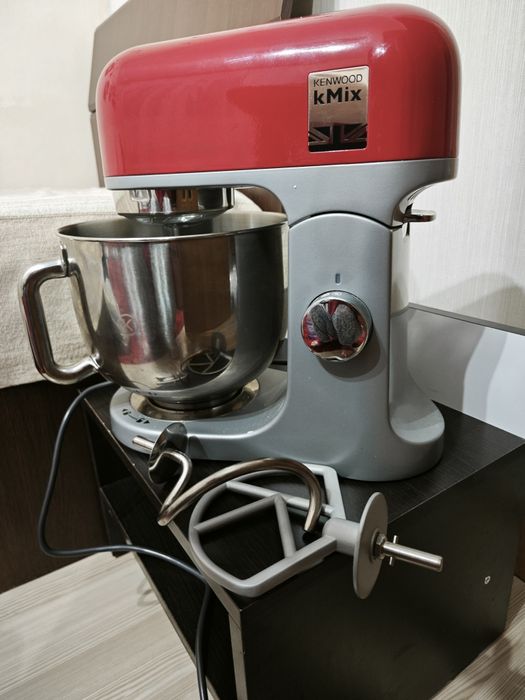 Vând robot bucătărie KENWOOD Kmix
