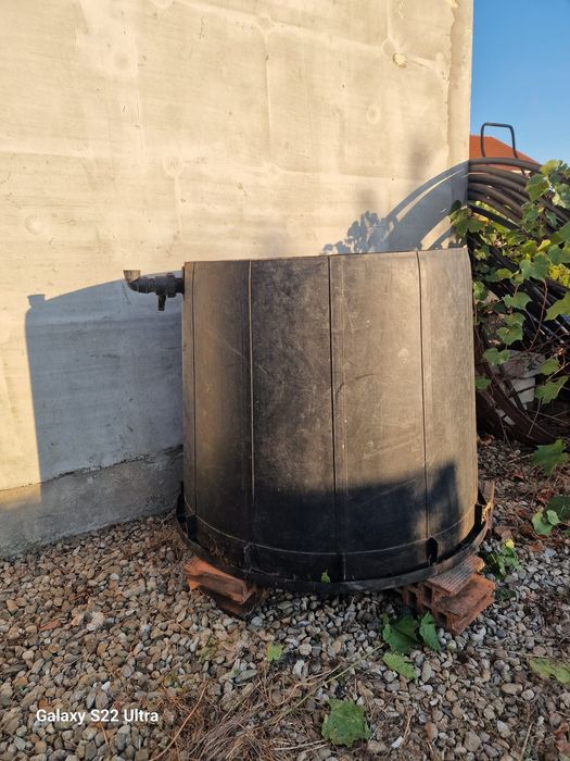 Butoi din plastic 500 l