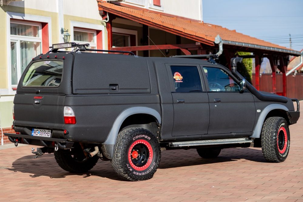 Mitsubishi L200 2.5 diesel manual