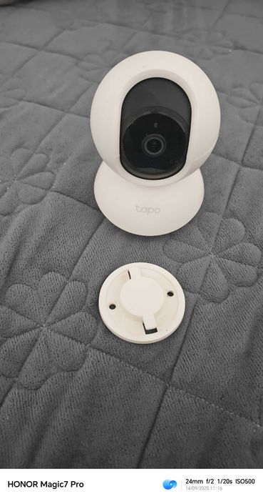 Cameră supraveghere TP-Link Tapo C200 – 1080p, PanTilt 360°, Wi-Fi