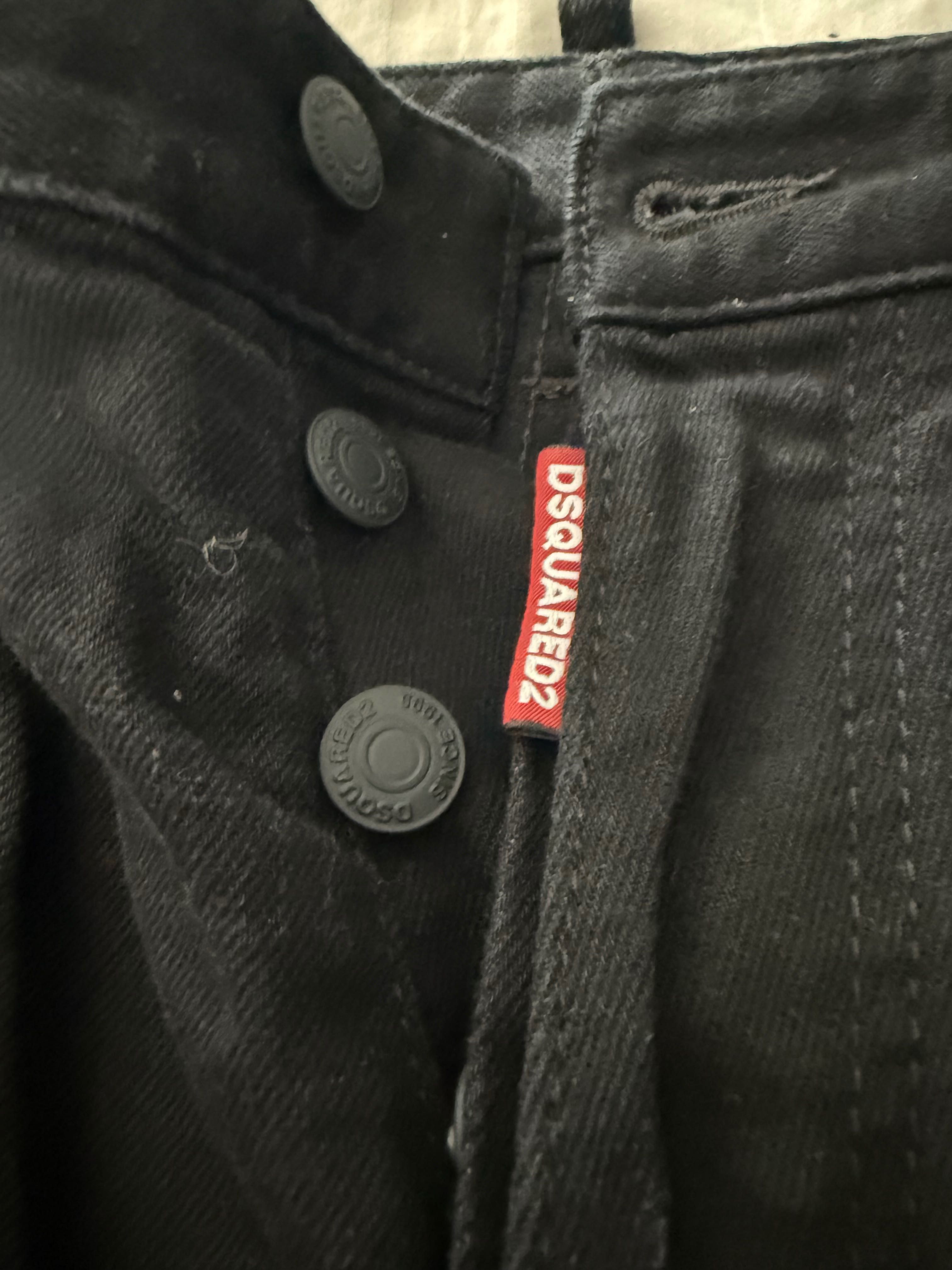 Blugi dsquared originali , loose fit .