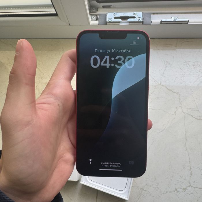 IPhone 13 red 128