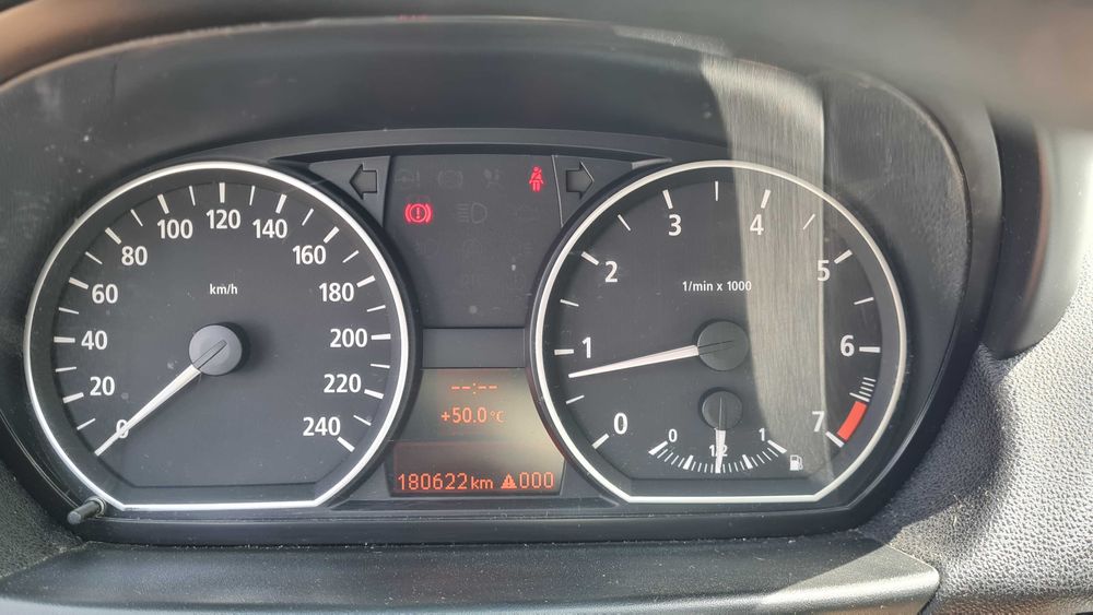 BMW 116i Seria 1 2005 Benzina Manual