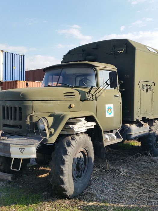 Продам ЗИЛ 131 военный