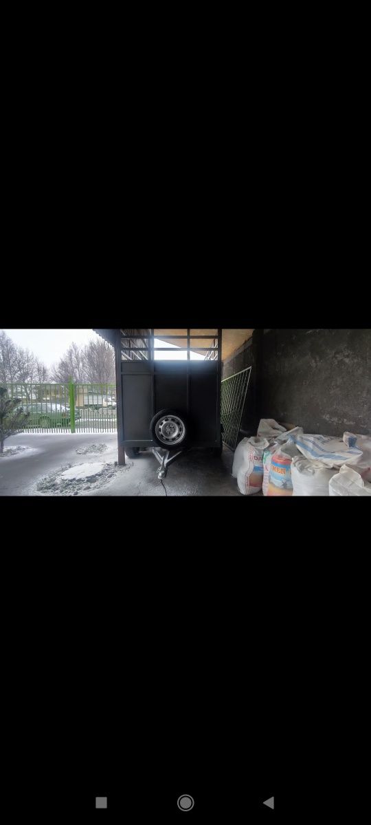 Прицепы коневозки