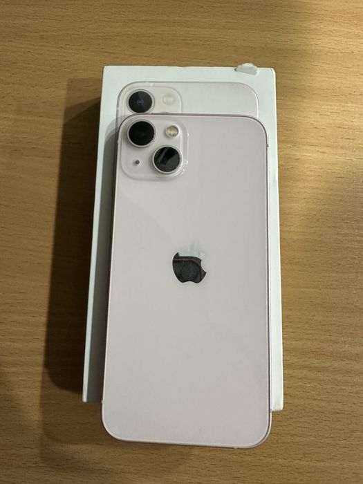Iphone 13 в отличном состояний