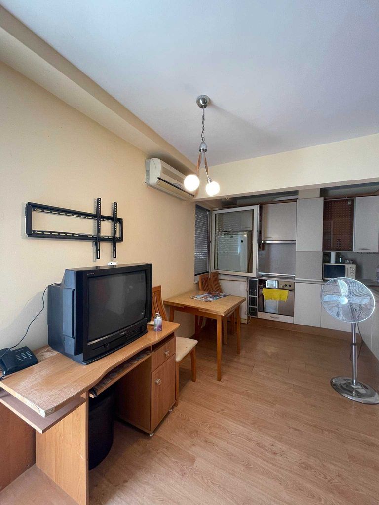 Продава се Тристаен апартамент в Търговище, Център - 120 кв.м за 893 €/кв.м - Снимка #16