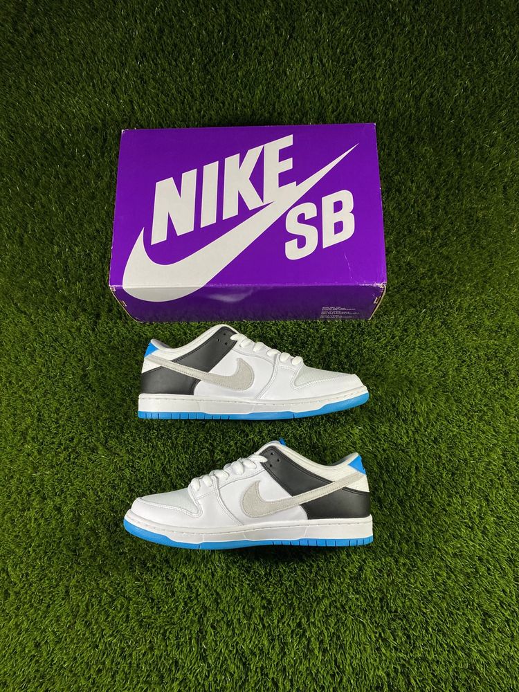 Nike SB Dunk Low Laser Blue 43