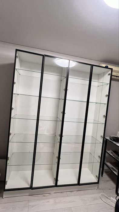 Шкаф сервант