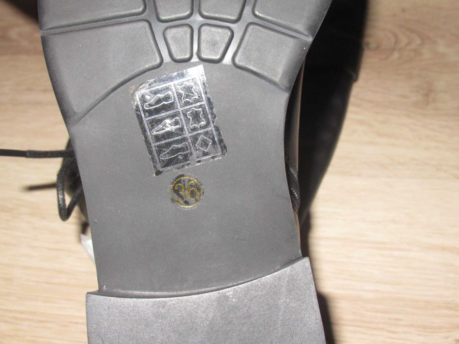 ЕСТЕСТВЕНА КОЖА--Страхотни ботуши--36 номер-Нови!!!