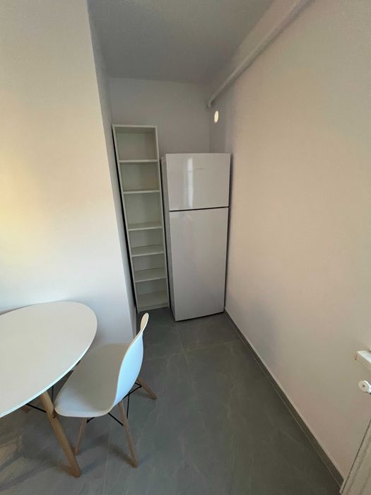 Proprietar inchiriez apartament 2 cam mobilat si utilat in Girocului