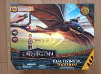 Real Flying RC Toothless figurina How to train your dragon