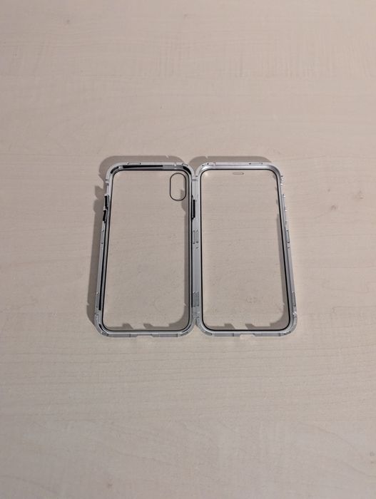 Husă din sticlă iPhone X și iPhone XS la 360 de grade ceva mai diferit