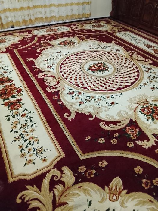 Гилам сотилади тезда ва арзон