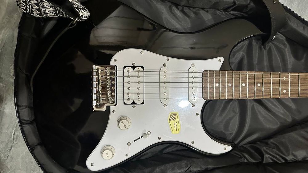 Электрогитара Yamaha Pac112j