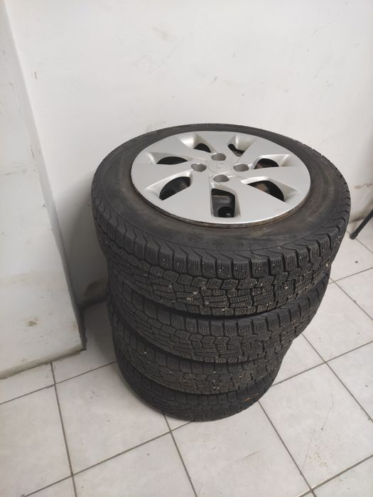 Колеса 185 65 R15 в сборе