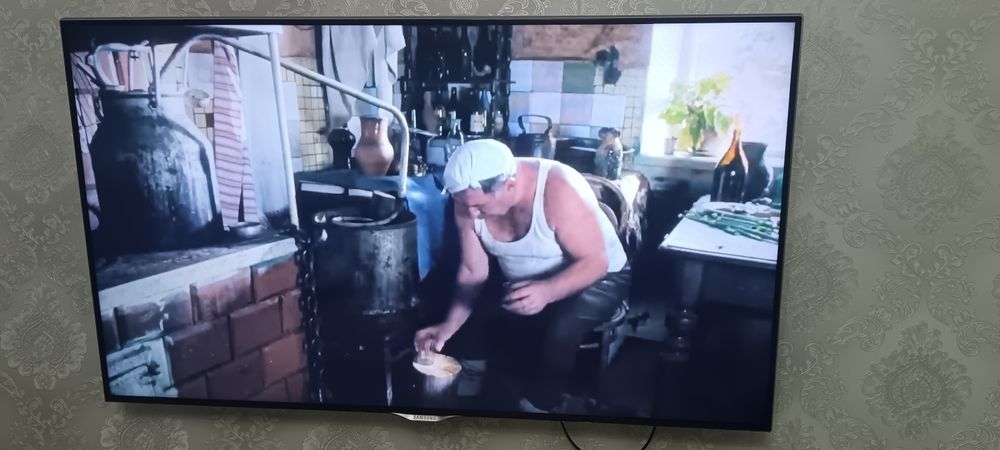 Телевизор самсунг 3 D смарт