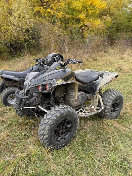 Vand doua atv uri