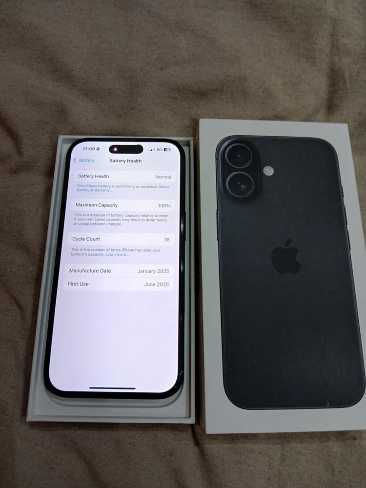 IPhone 16 128GB Като Нов!!
