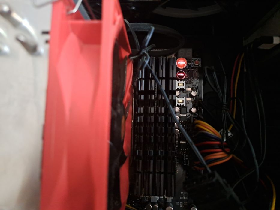 Unitate pc desktop  i5