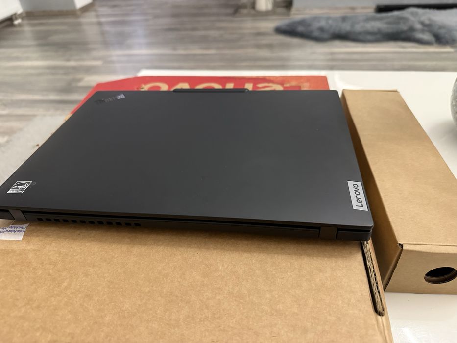 Lenovo T14 Gen5 14" Touch Ultra7 155U 32GB Ram , garantie 2028